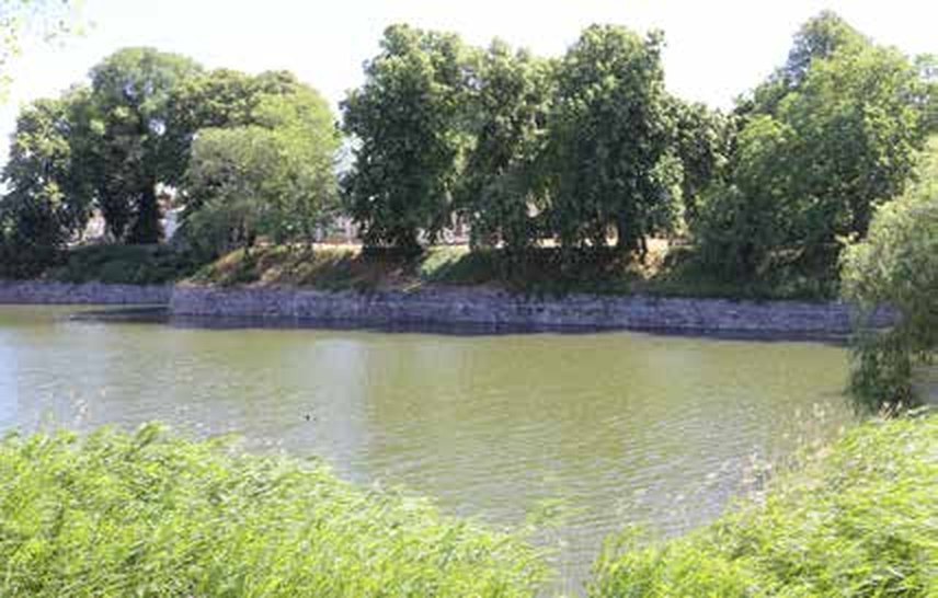 Stop 17: The walls and the ramparts — The Park Promenade, Kalmar, Sweden