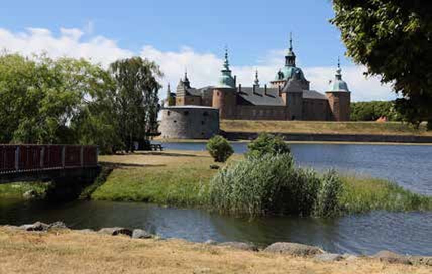 Stop 19: Lycksalighetens ö — The Park Promenade, Kalmar, Sweden