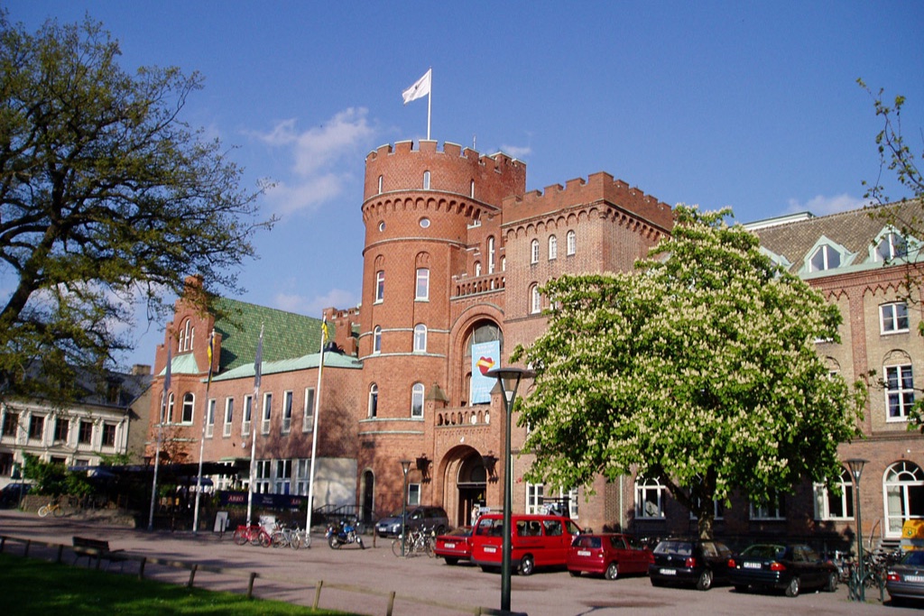 The historic AF-borgen building beside Lundagård in Lund